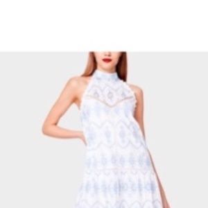 Pure femininity, softly contoured sun dress